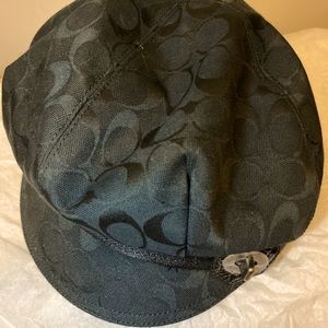 Coach Black C’s hat w/Silver turn lock
